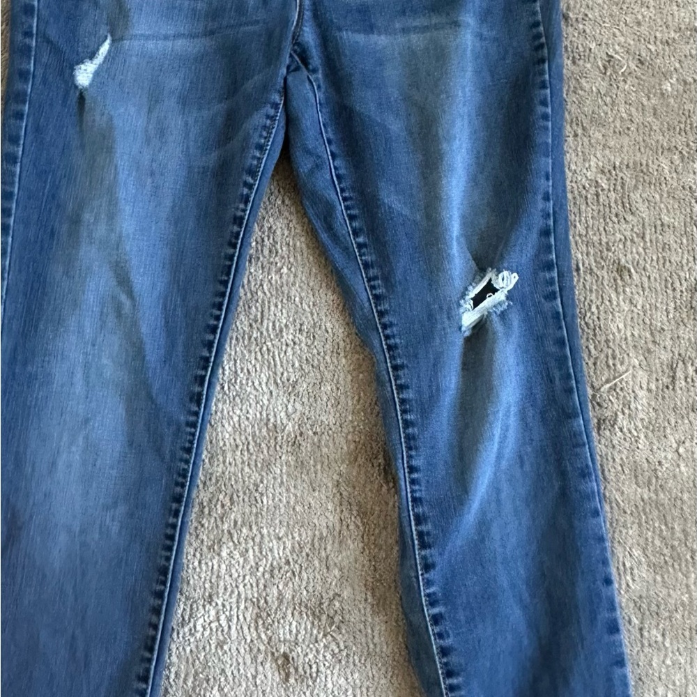Women's Distressed Blue Jeans